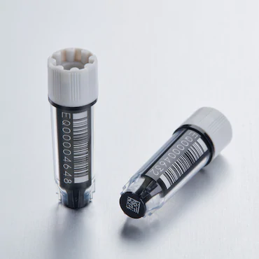 艾本德Eppendorf CryoStorage Vial, 0.5 mL, 不含 DNase、RNase、人類(lèi) DNA 和內(nèi)毒素；外螺紋，預(yù)先加蓋灰色管蓋，帶 2D SafeCode (DataMa