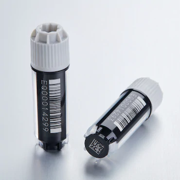 艾本德Eppendorf CryoStorage Vial, 2.0 mL, 不含 DNase、RNase、人類(lèi) DNA 和內(nèi)毒素；外螺紋，預(yù)先加蓋灰色管蓋，帶 2D SafeCode (DataMa